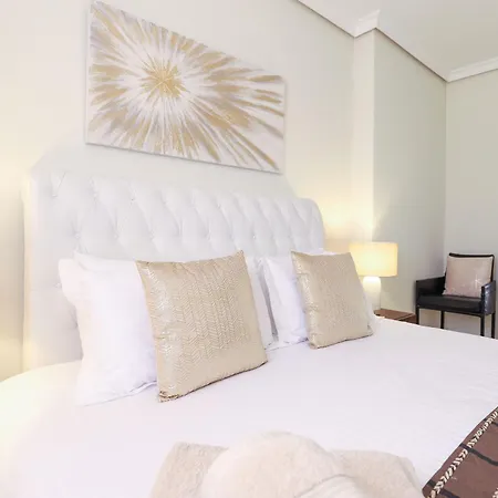 Privilegio De Marbella, Near Puerto Banus Apartment *